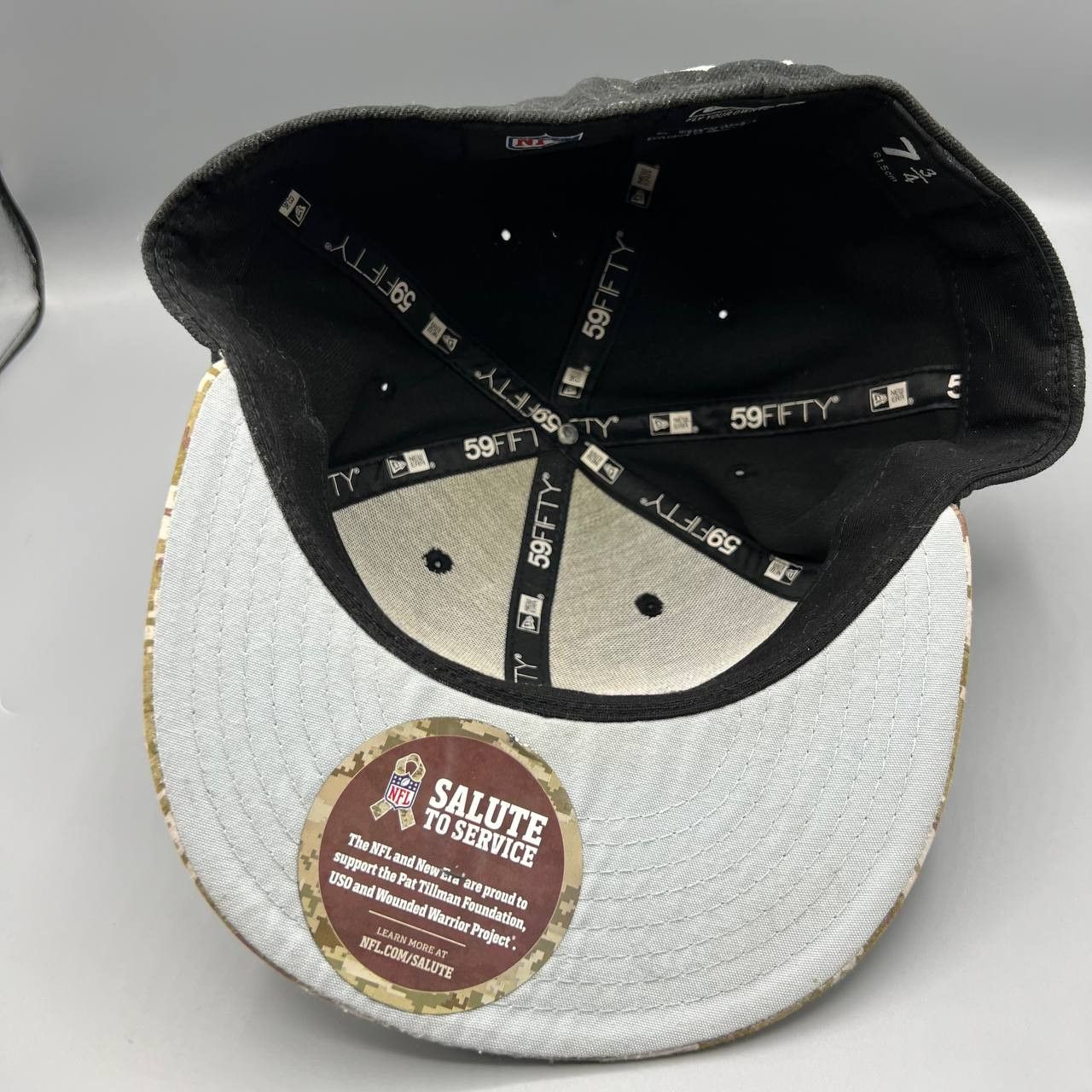 New Era Las Vegas Raiders Hat Men 7 3/4 NFL Salute to Service Fitted Size ONE SIZE - 7 Thumbnail