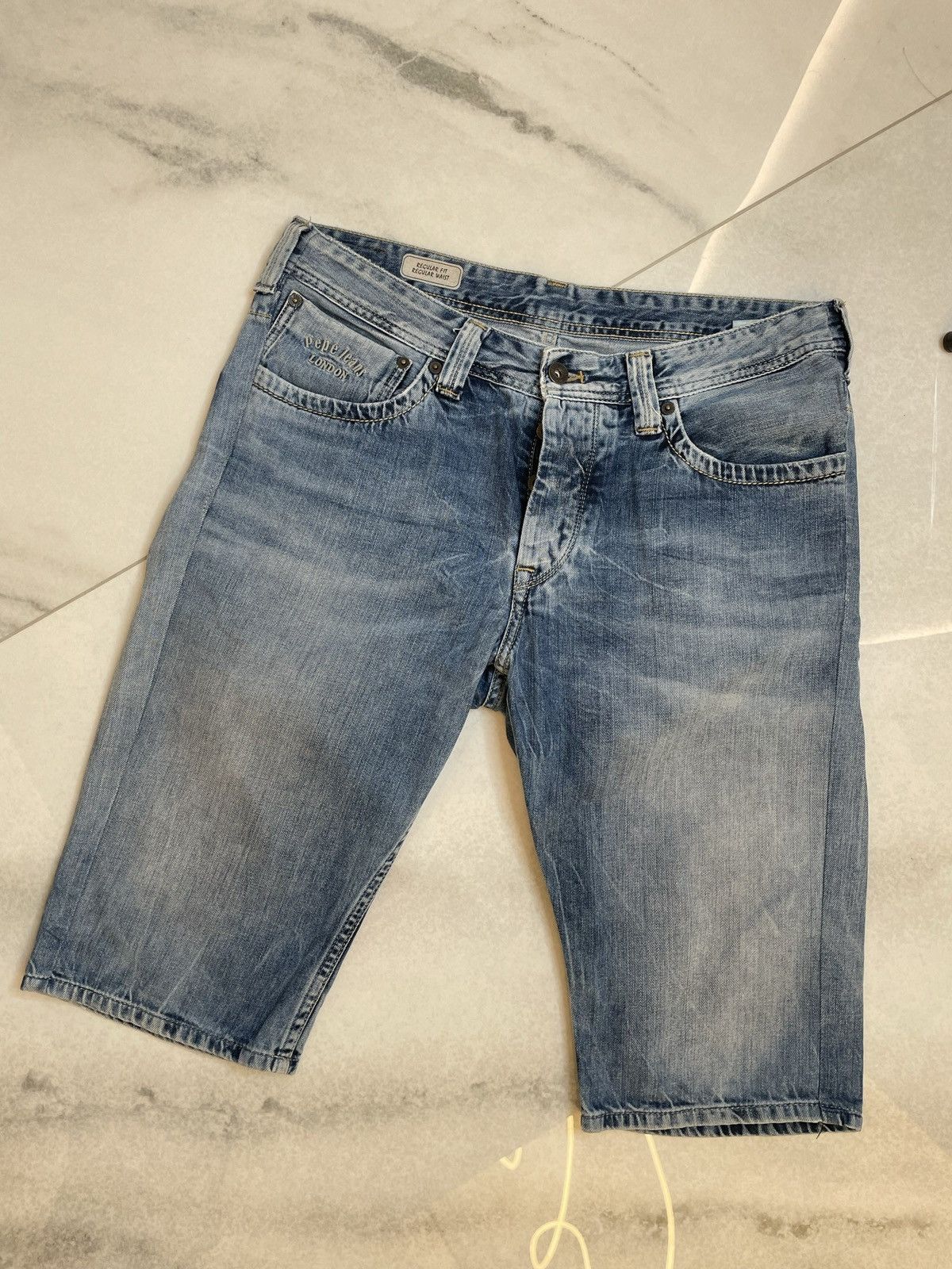 Pepe Jeans Pepe Jeans regular fit blue denim jeans shorts Size US 34 / EU 50 - 1 Thumbnail