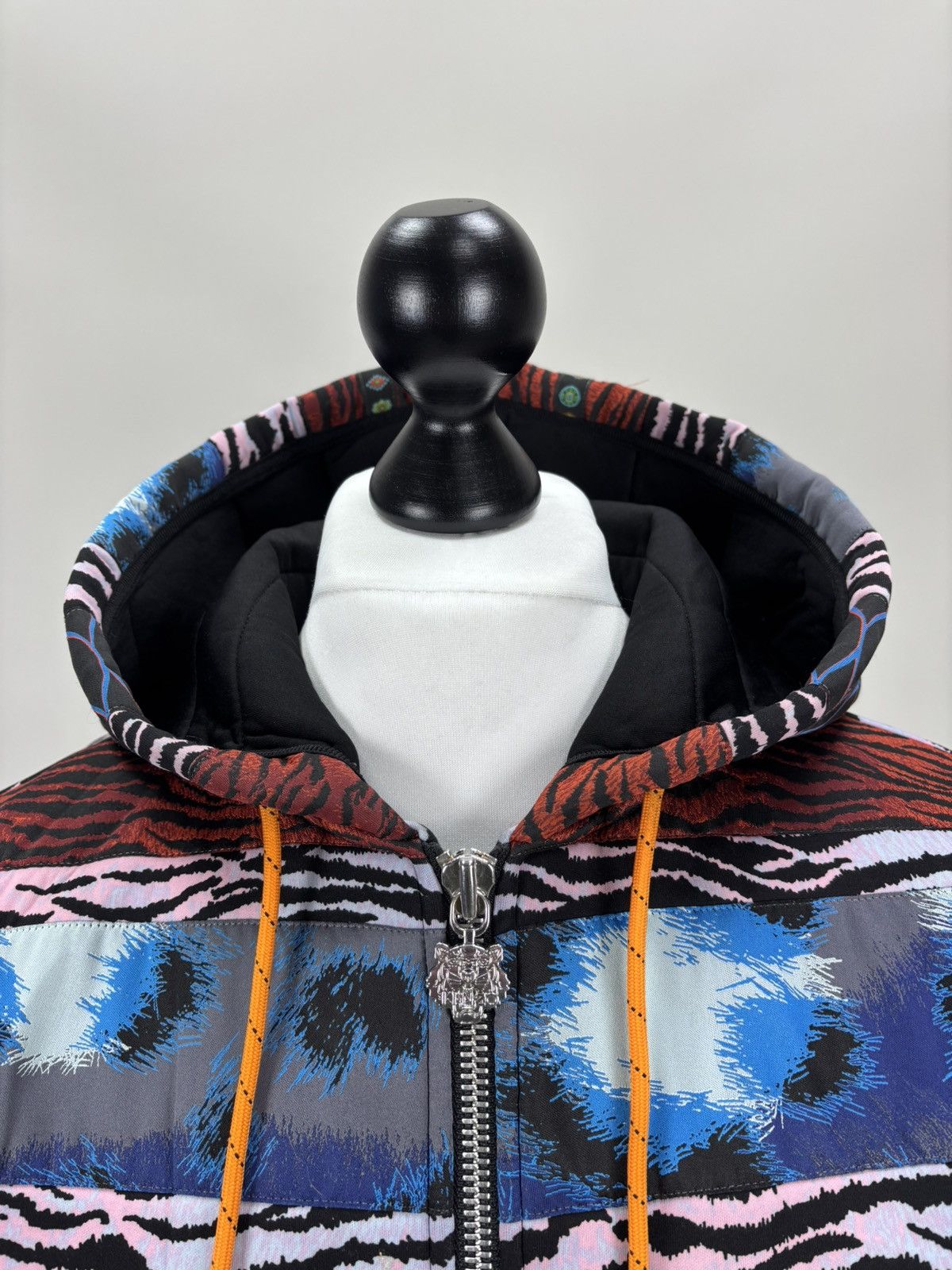 Kenzo Mens hoodie Kenzo x HM Size M Color Multicolor Size US M / EU 48-50 / 2 - 4 Thumbnail