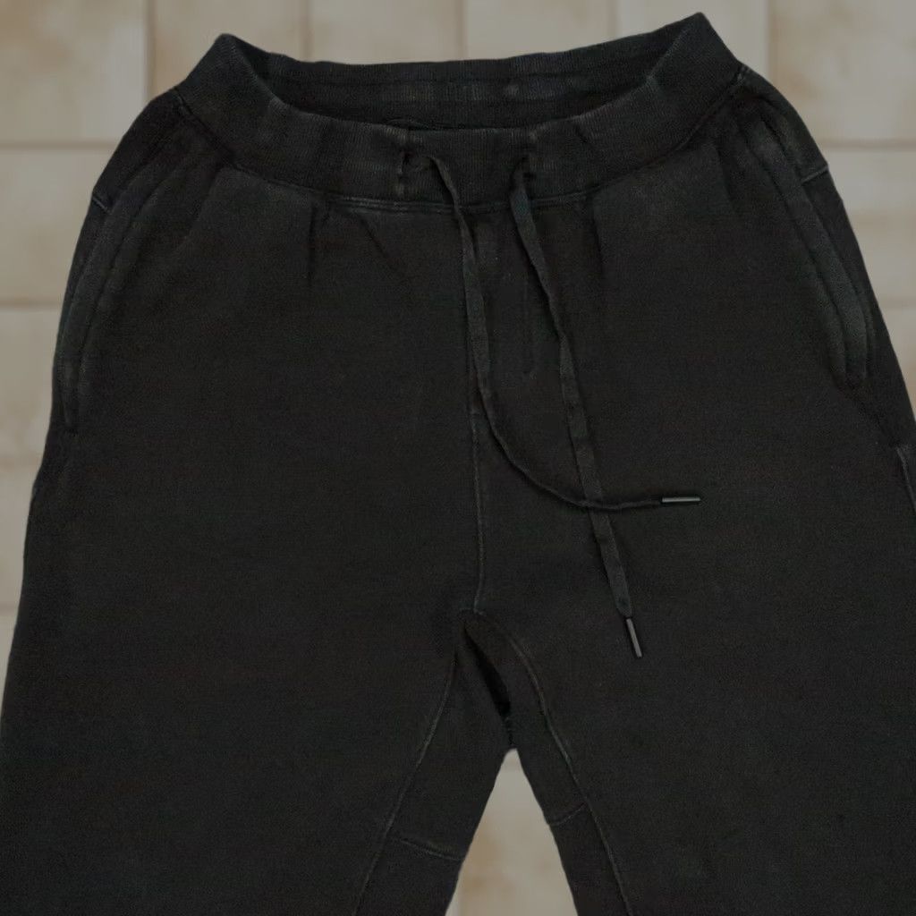 Lululemon Lululemon Pants Mens XS Black Steady State Jogger Athletic Zip Pocket Side Pockets Size US 27 - 1 Thumbnail