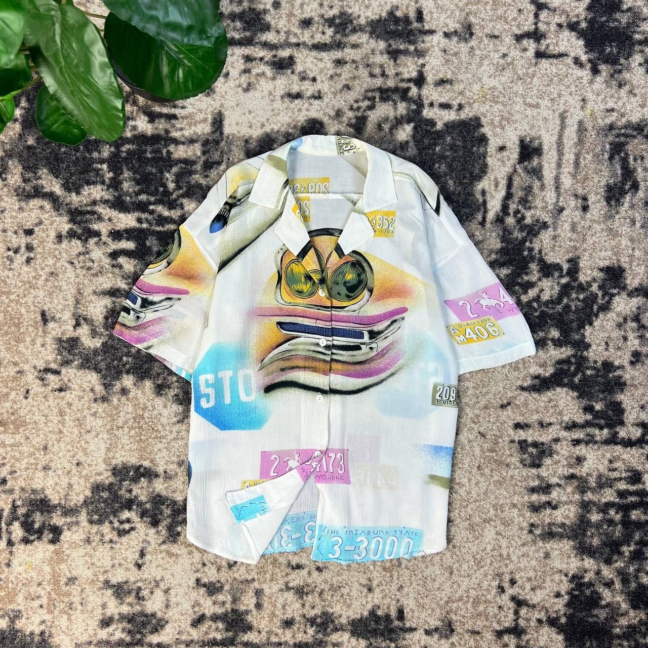 Vintage Avant Garde Y2K Hawaiian Button Up Shirt Streetwear 90s Size US M / EU 48-50 / 2 - 1 Thumbnail