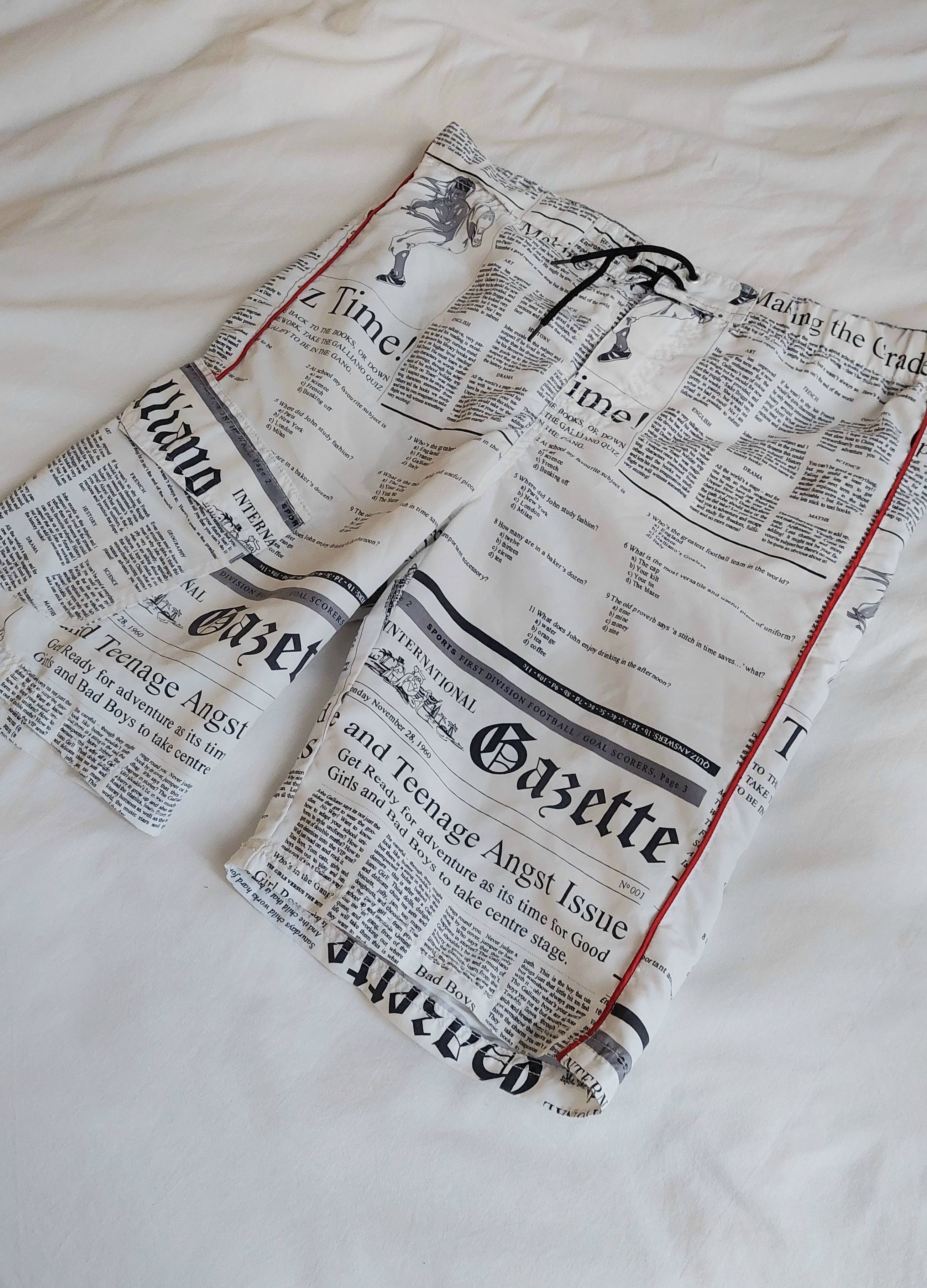 John Galliano John Galliano newspaper swimming shorts Size 25" / US 0 / IT 36 - 1 Thumbnail