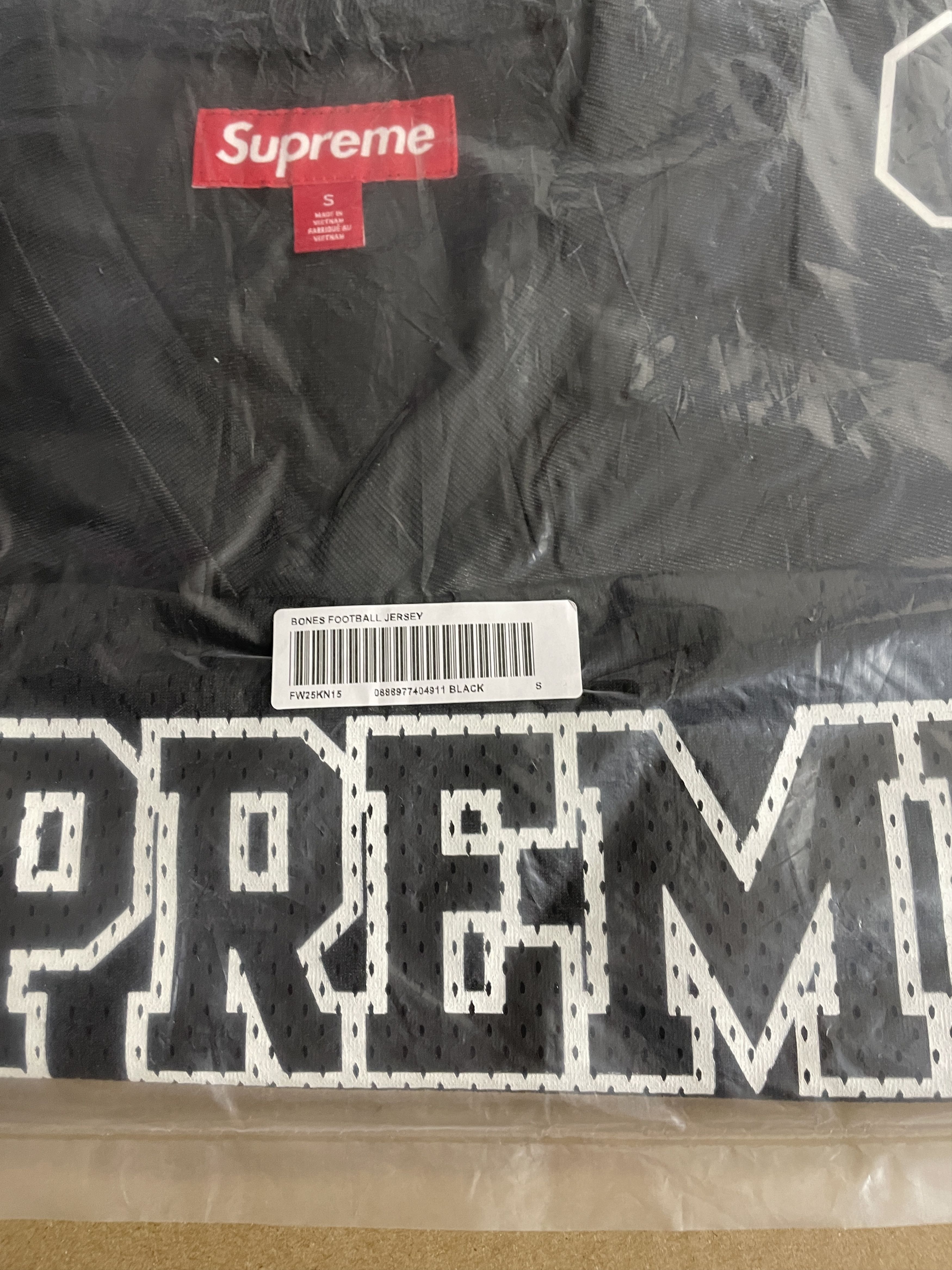 Supreme BONES FOOTBALL JERSEY Size US S / EU 44-46 / 1 - 13 Thumbnail