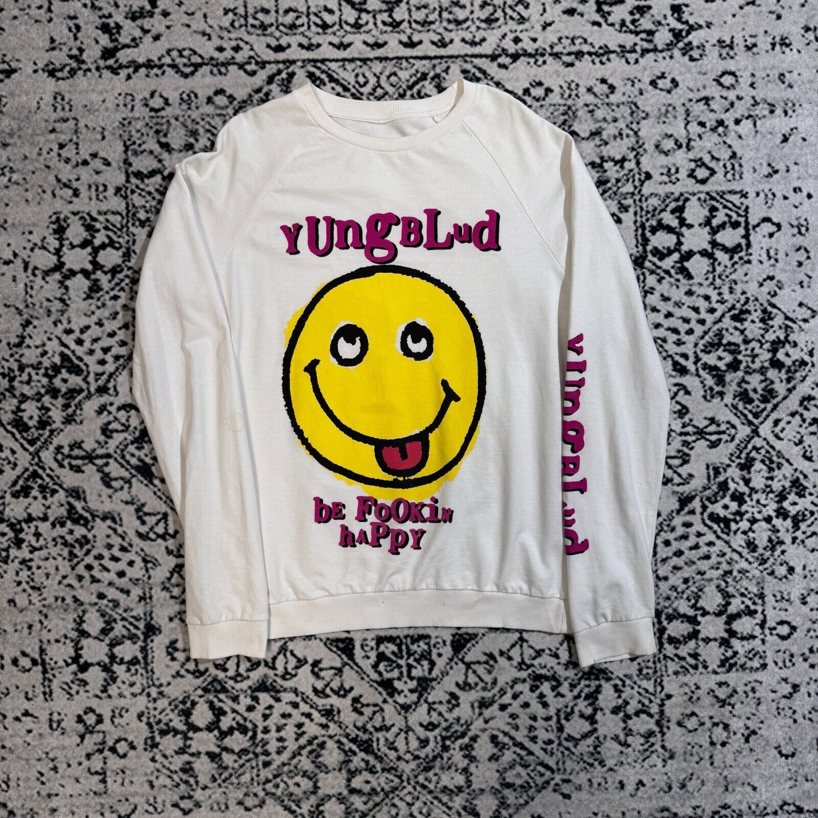 Vintage White Cotton Longsleeve Size L Yungblud Be Fookin Happy Size US L / EU 52-54 / 3 - 1 Thumbnail