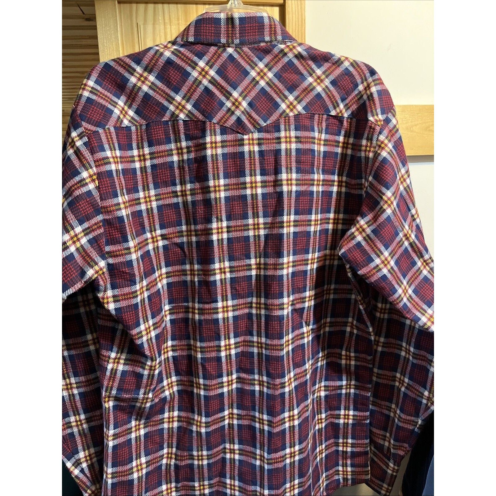 Other Bellcraft Vintage Men’s L Red Plaid LS Pearl Snap Western Size US L / EU 52-54 / 3 - 12 Thumbnail