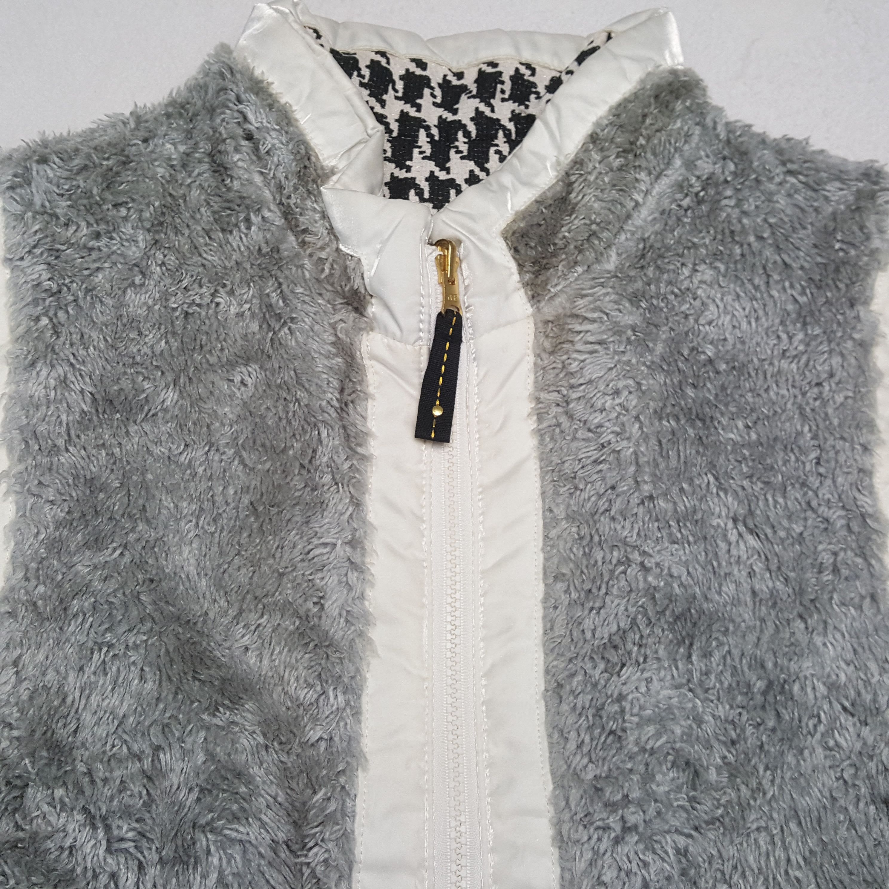 Ellesse × Vintage Vintage ELLESSE ITALY Reversible Sportswear Vest C283N15 Size L / US 10 / IT 46 - 9 Thumbnail