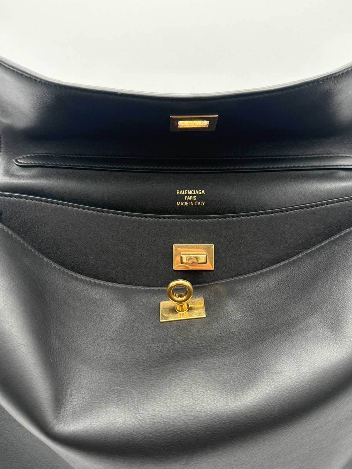 Balenciaga Balenciaga Rodeo Shoulder Bag Leather Medium $4590 Size ONE SIZE - 12 Thumbnail
