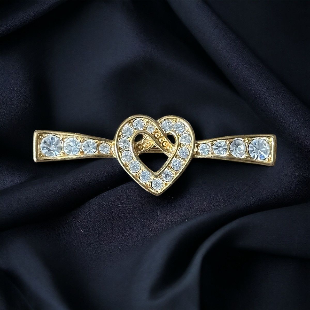 Other × Vintage Vintage Napier crystal ribbon heart brooch Size ONE SIZE - 1 Thumbnail