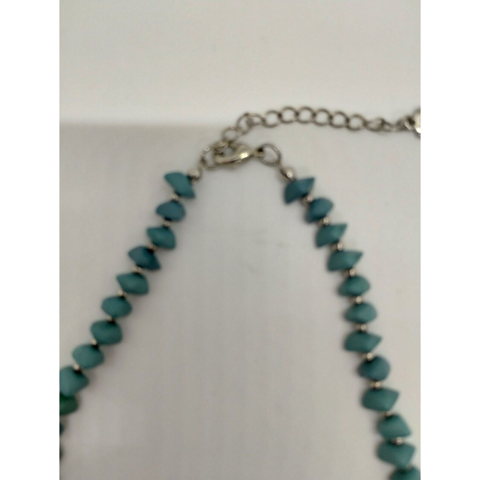 Chaps Chaps Silver Tone Faux Turquoise Colored Beads Necklace Size ONE SIZE - 4 Thumbnail