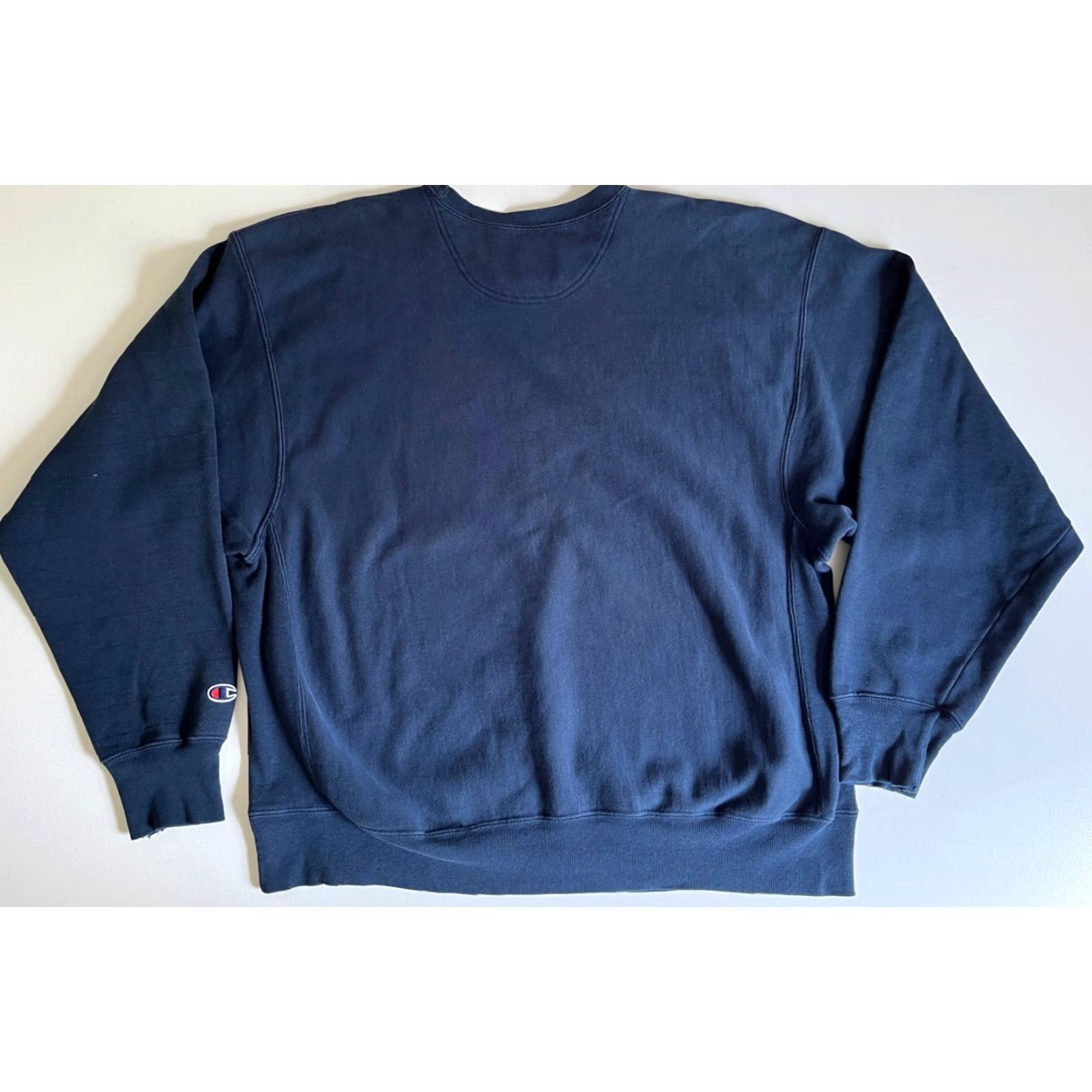Champion VINTAGE Champion Premium Reverse Weave Crewneck Sweatshirt Heavyweight Navy XL Men's 90s Classic USA 90s Logo Sweatshirt Size US XL / EU 56 / 4 - 4 Thumbnail