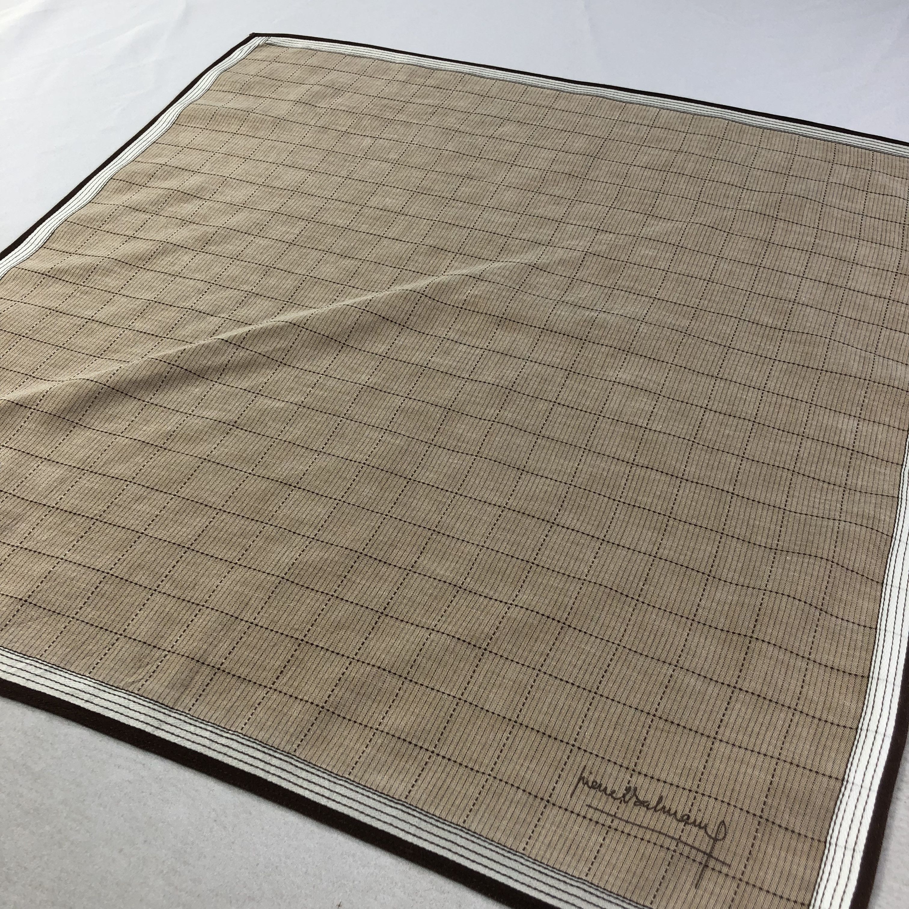 Pierre Balmain Pierre Balmain Handkerchief Neckerchief Bandana H2288 Size ONE SIZE - 3 Thumbnail
