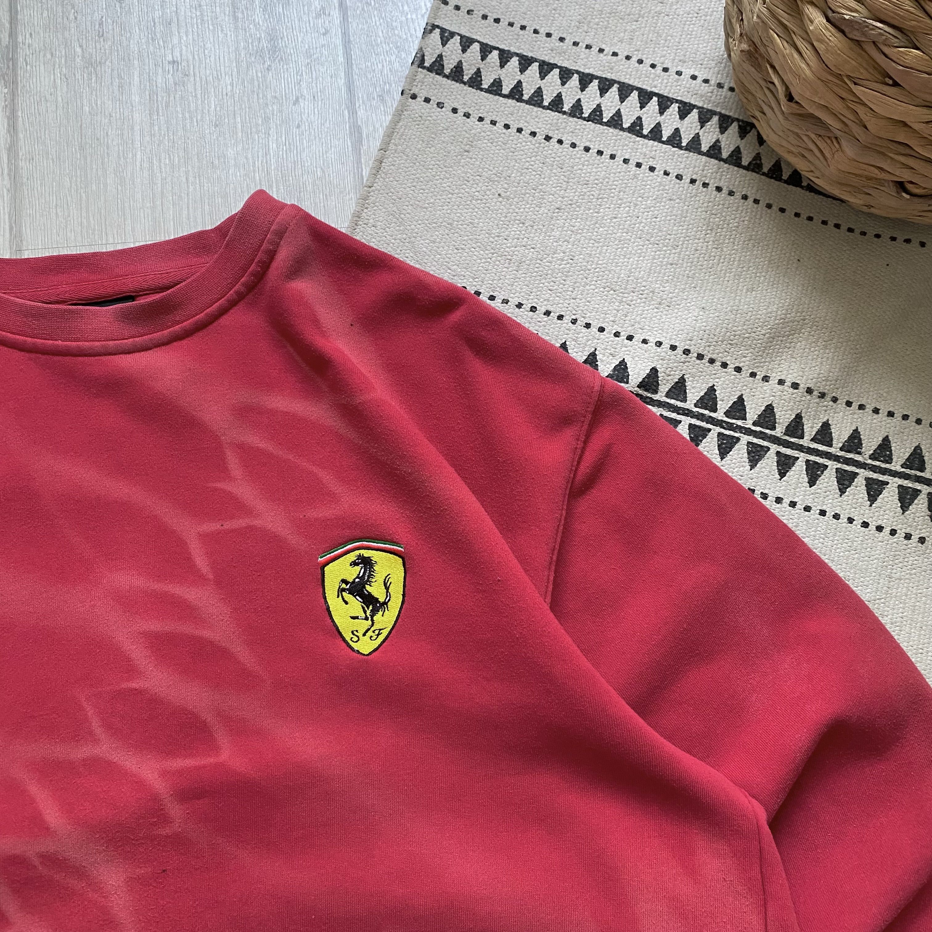 Ferrari 🏎️ Vintage 2000s Faded Racing Ferrari Sweatshirt F-1 Size US M / EU 48-50 / 2 - 4 Thumbnail