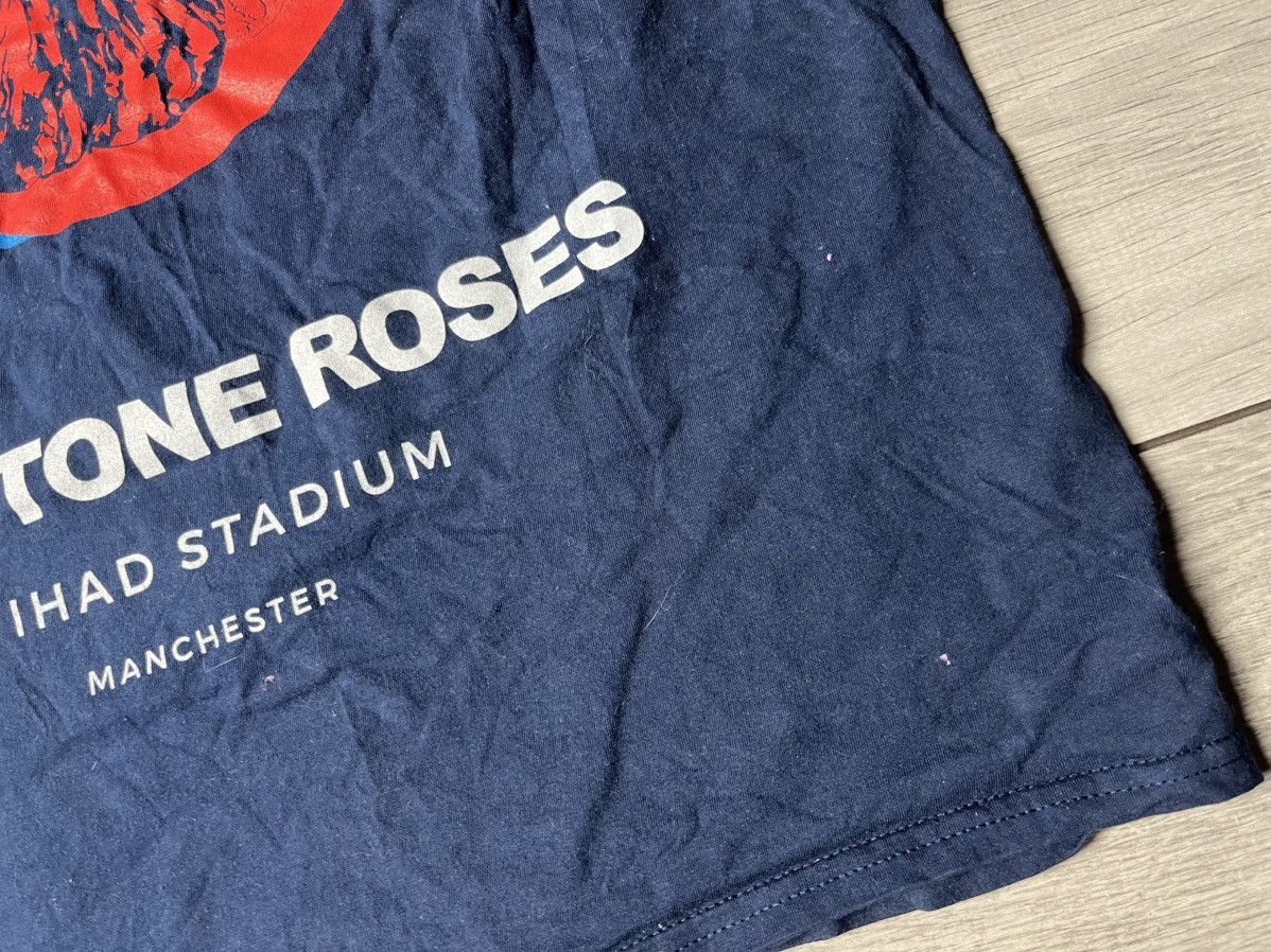 Band Tees The stone Roses Tshirt oasis etihad stadium Manchester Size US M / EU 48-50 / 2 - 4 Thumbnail