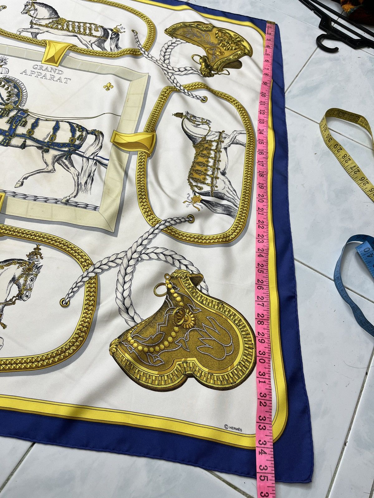 Hermes 💥💥🔥STEALS HERMES SILK SCARF Size ONE SIZE - 19 Thumbnail
