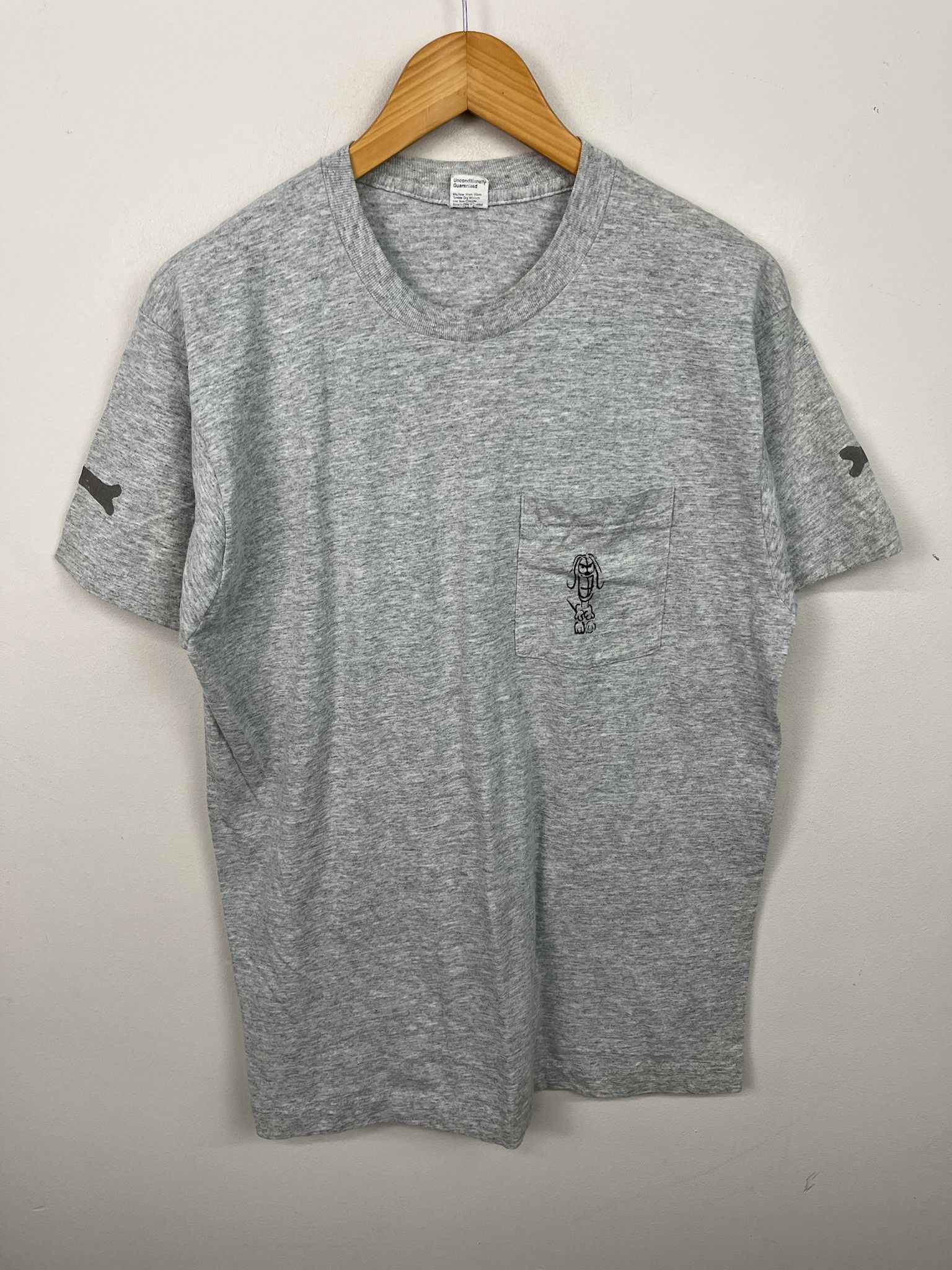 Vintage Vintage 90s Single Stitch Rover Dog Pocket TShirt Size XL Size US XL / EU 56 / 4 - 1 Thumbnail