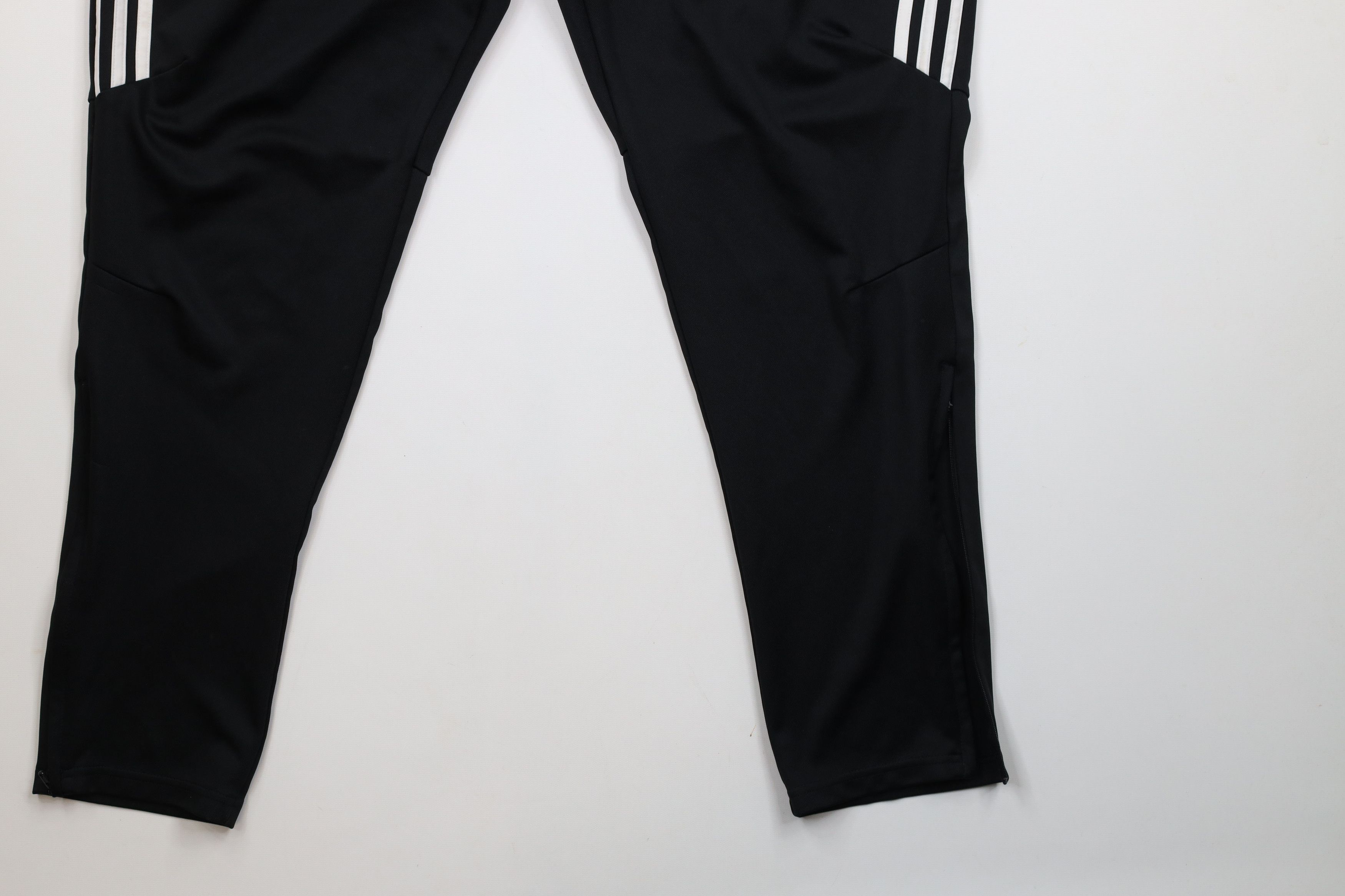 Adidas × Vintage Vintage Y2K Adidas Tapered Leg Soccer Warm Up Pants Black Size US 40 / EU 56 - 4 Thumbnail