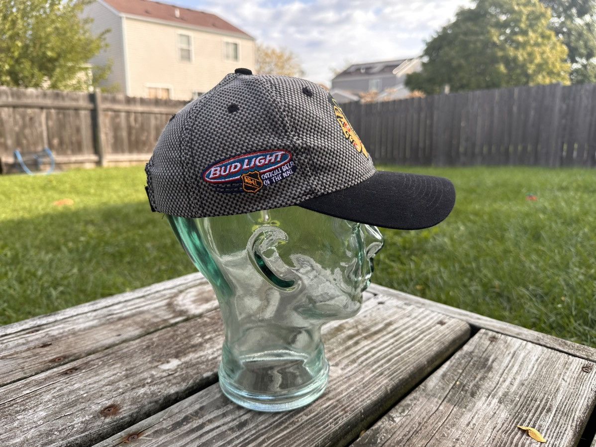 NHL × Vintage Vintage Chicago Blackhawks Hat Size ONE SIZE - 3 Thumbnail