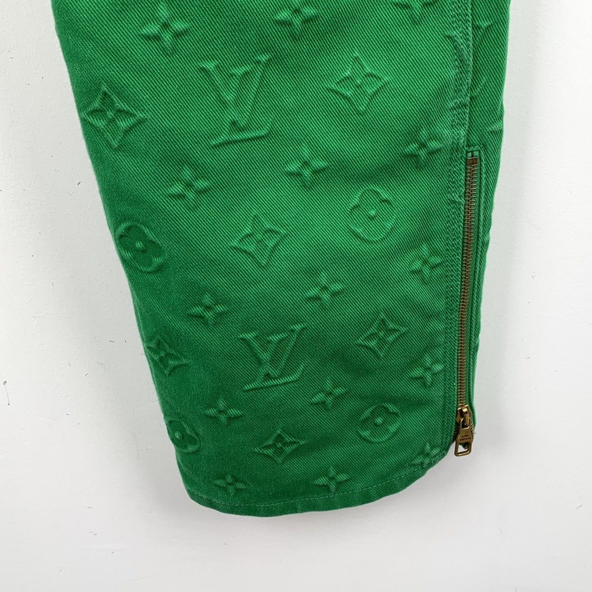Louis Vuitton Louis Vuitton Logo Monogram All-over Print Pants K26WX Size US 30 / EU 46 - 4 Thumbnail