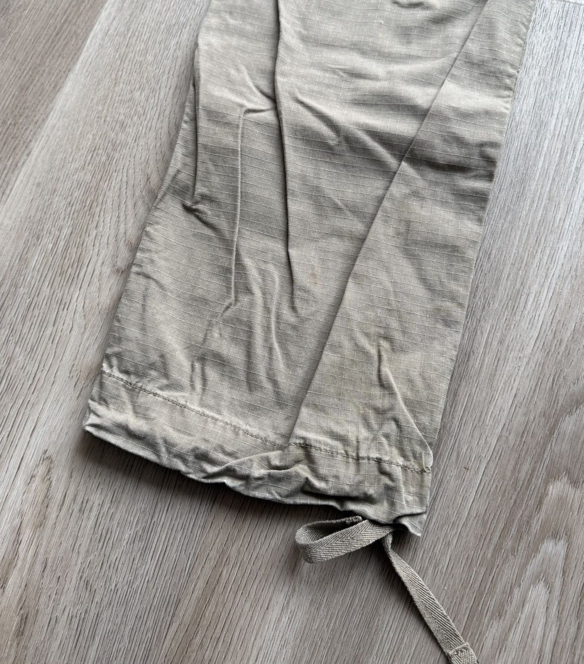 Carhartt Vintage Carhartt Regular Cargo Beige Pants Mens Size 30x32 Size US 30 / EU 46 - 11 Thumbnail