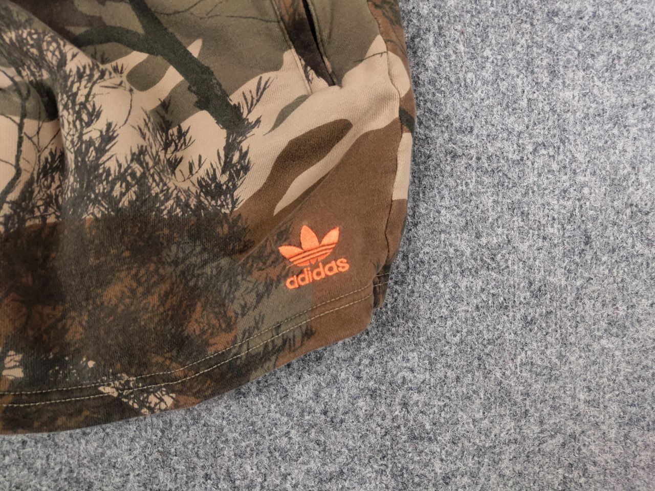 Adidas Adidas Original Realtree Camo casual Short Vintage Y2K Style Size US 32 / EU 48 - 4 Thumbnail