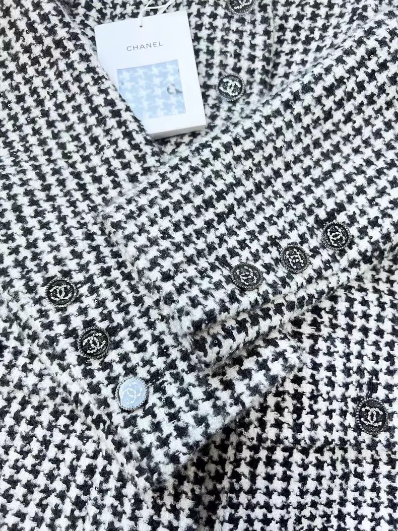 Chanel Chanel Two-pocket tweed coat with a thousand birds Size XS / US 0-2 / IT 36-38 - 4 Thumbnail