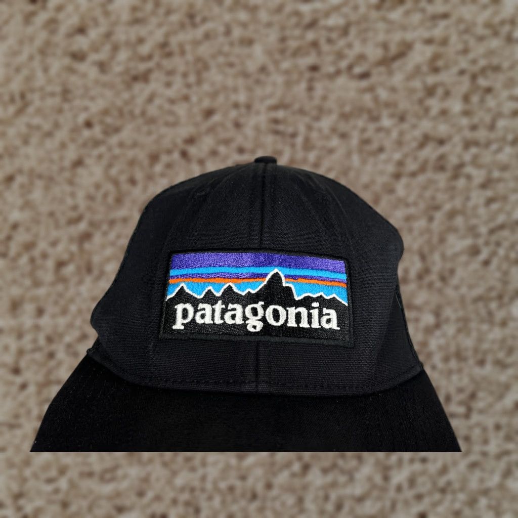 Patagonia Hat Cap Snap Back Adult One Size Black Embroidered Trucker Fitz Roy Hat Cap Trucker Adult One Size Black Embroidered Fitz Roy Patagonia Mens