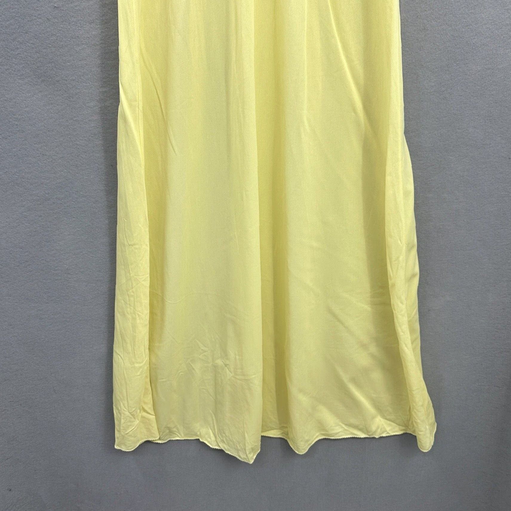 Vintage VINTAGE Miss Elaine Nightgown Womens Small Yellow Retro Plunge 1960s Nylon Cottagecore Size ONE SIZE - 4 Thumbnail