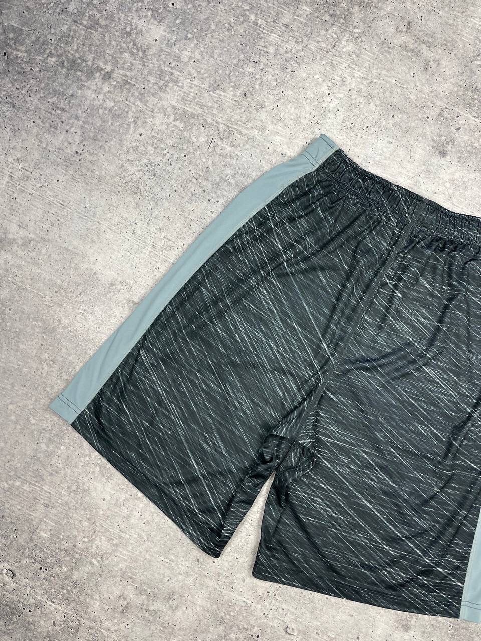 Nike Vintage Nike Y2K Style Drill Grey Wide Leg Casual Rap Shorts Size US 32 / EU 48 - 11 Thumbnail