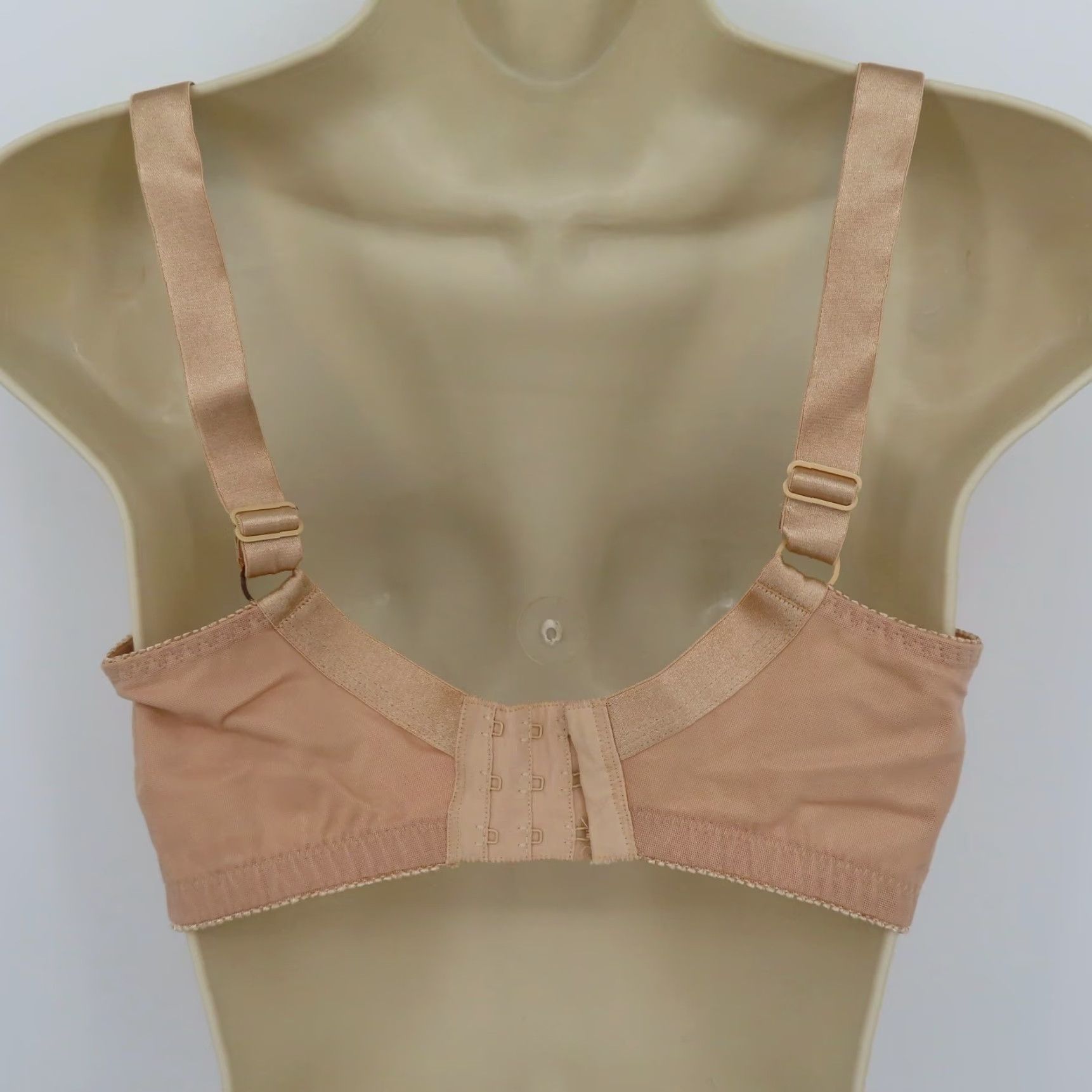 Vintage Almost U Bra 36D Beige Wireless Unlined Nylon Blend Lace Trim Women T-Shirt Bra 1060 Size ONE SIZE - 6 Thumbnail
