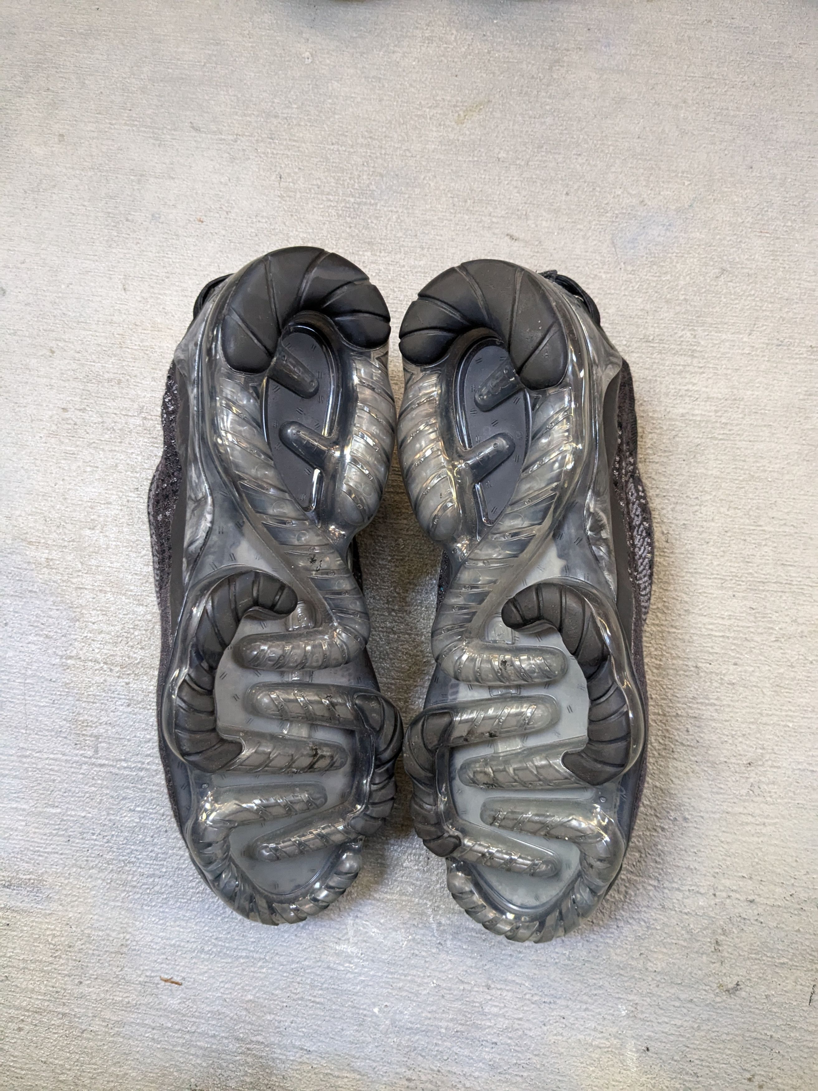 Nike Nike Air VaporMax Flyknit 2020 10.5 Black Gray CJ6740-002 Size US 10.5 / EU 43-44 - 14 Thumbnail
