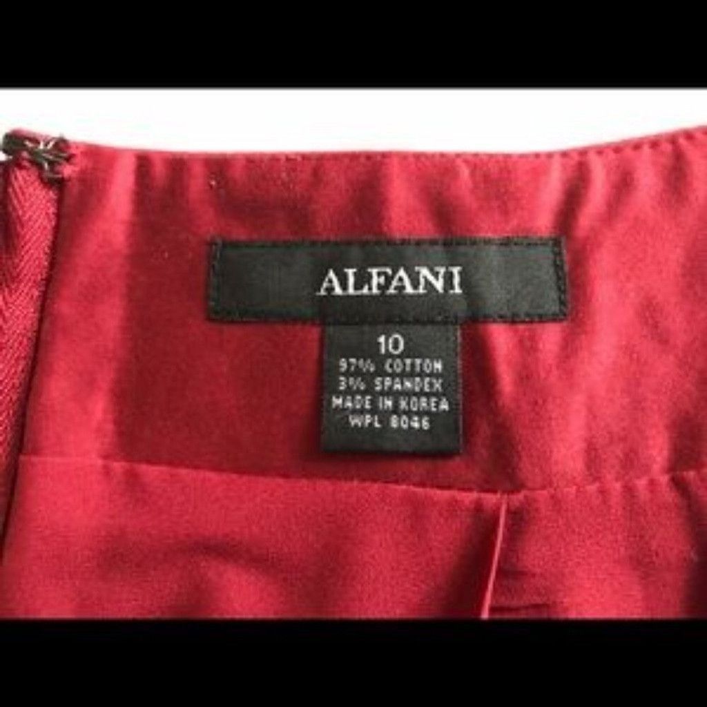 Alfani Alfani NWT Maroon/burgundy skirt Size 32" / US 10 / IT 46 - 2 Thumbnail