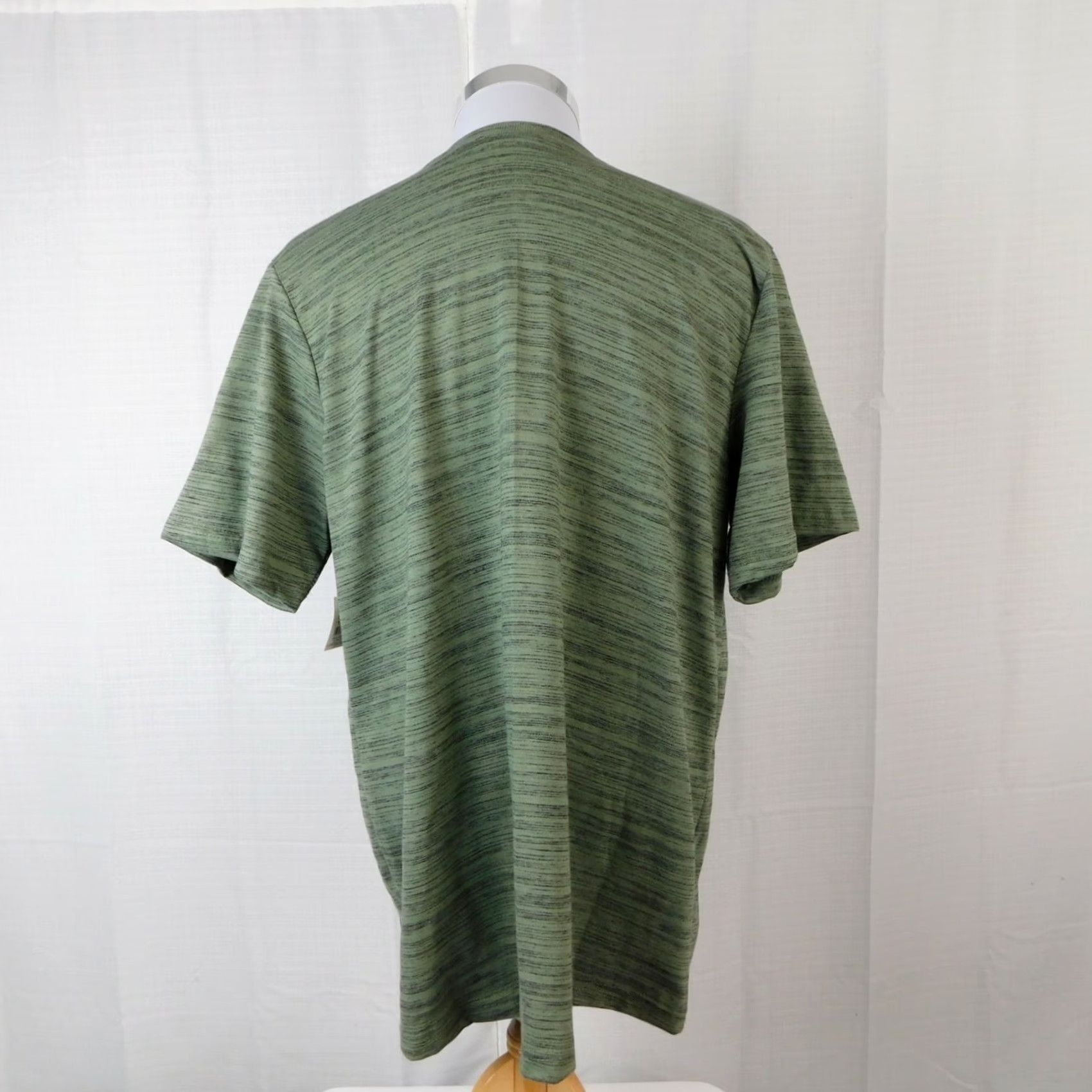 Vintage OT Revolution Men's Short Sleeve T-Shirt V-Neck Green XL Shirt Mens Size US XL / EU 56 / 4 - 2 Thumbnail