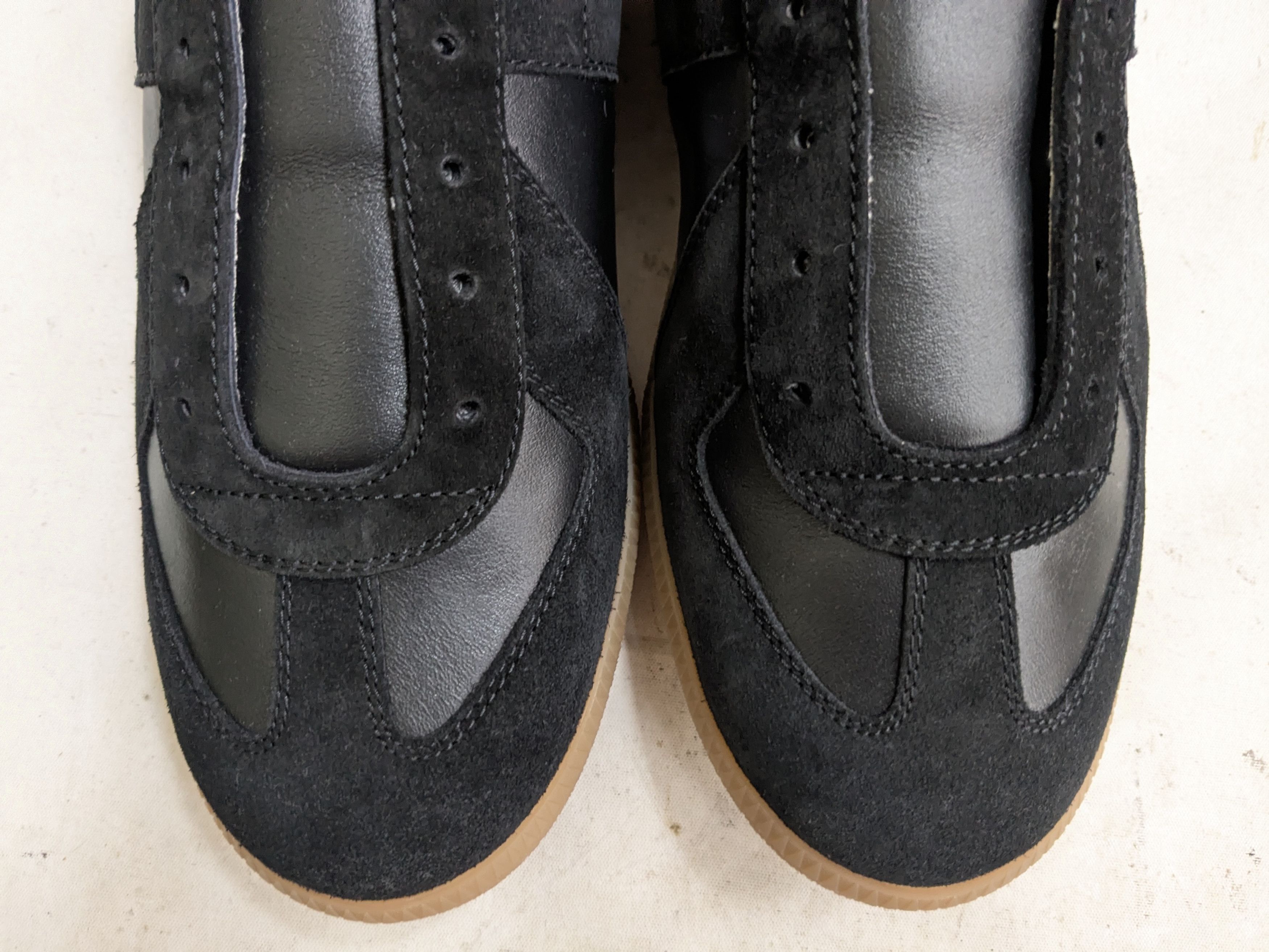 Maison Margiela Maison Margiela Replica GAT Black 11 44 Gum Low Tops Size US 11 / EU 44 - 5 Thumbnail