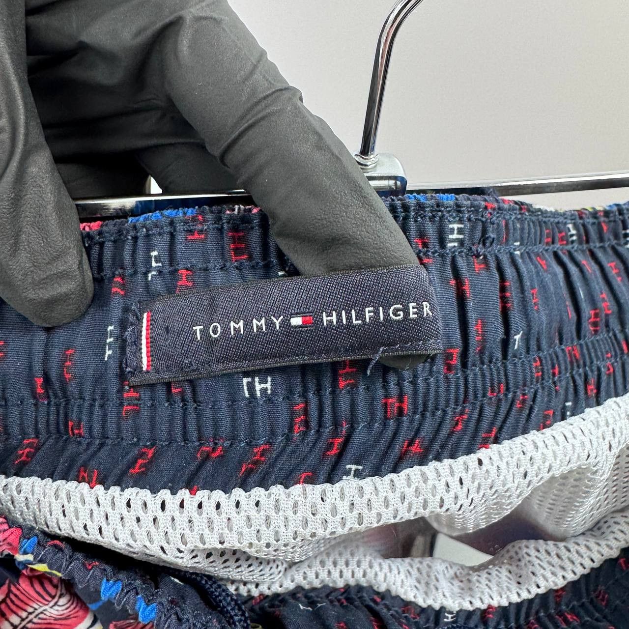 Tommy Hilfiger Tommy Hilfiger Swim Shorts Floral Tropical Mens M Size US 30 / EU 46 - 3 Thumbnail