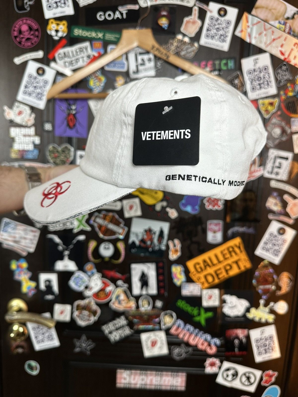 Vetements Vetements Genetically Modified White Cap Size ONE SIZE - 5 Thumbnail