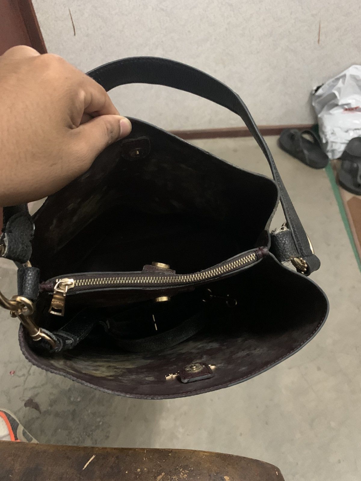 Coach Coach Town Bucket Bag pebble leather lgold/black Size ONE SIZE - 7 Thumbnail