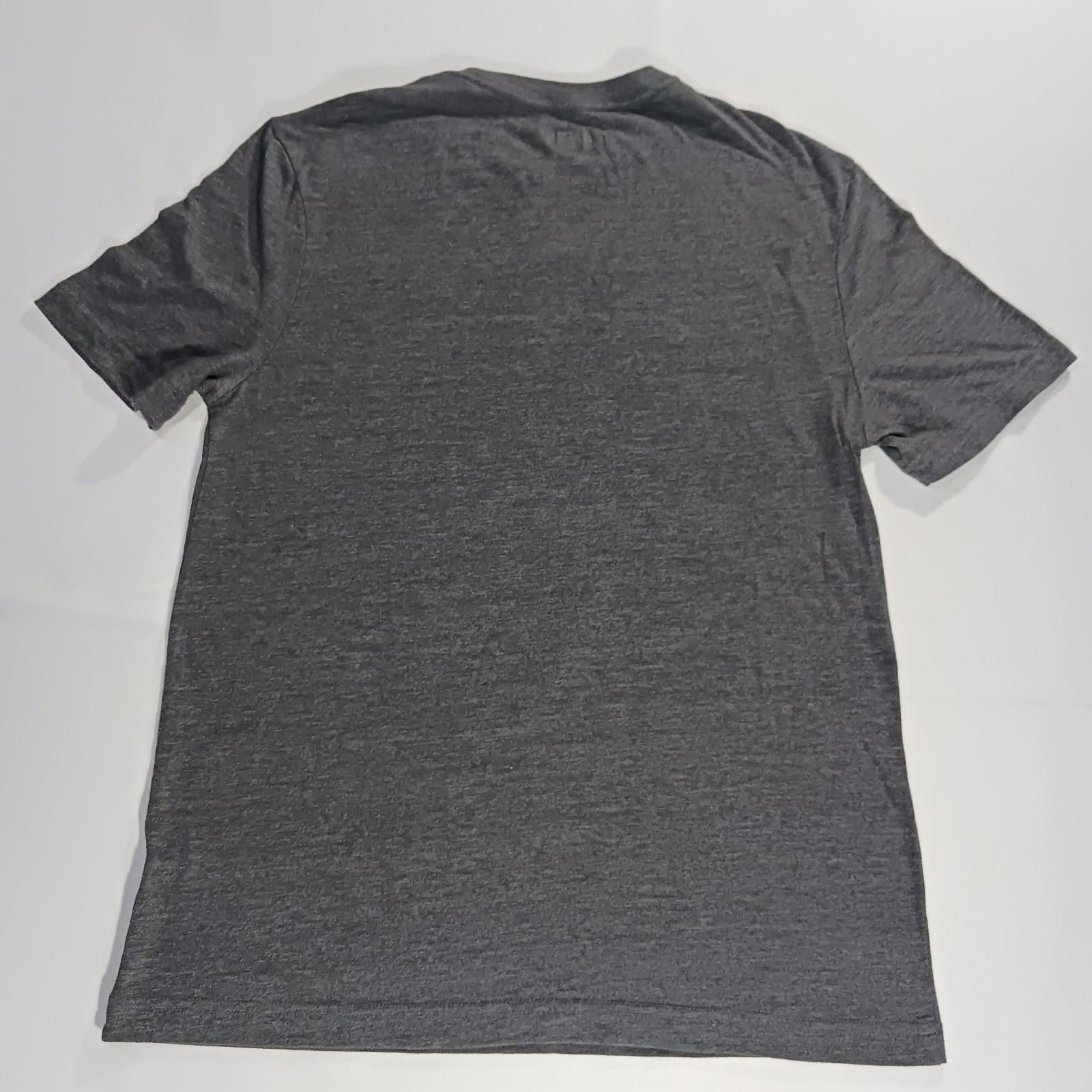NBA NBA Miami Heat T-Shirt Mens Medium Gray Short Sleeve Graphic Size ONE SIZE - 12 Thumbnail