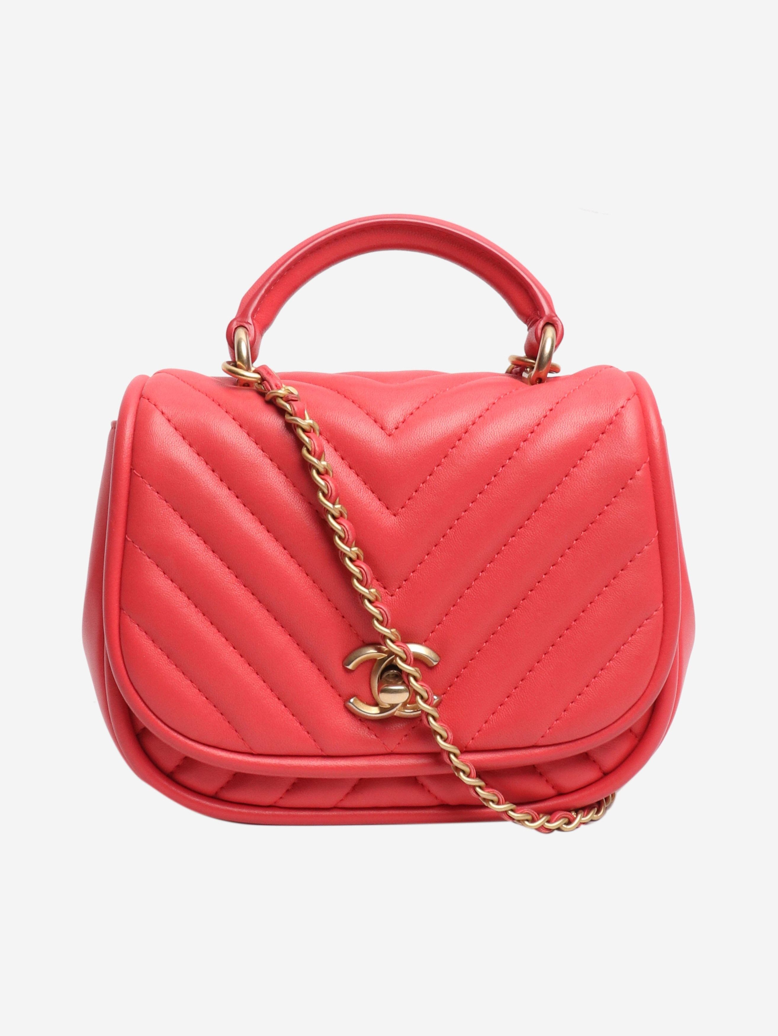 Chanel Pink 2017 chevron v-stitch lambskin shoulder bag Size ONE SIZE - 1 Thumbnail