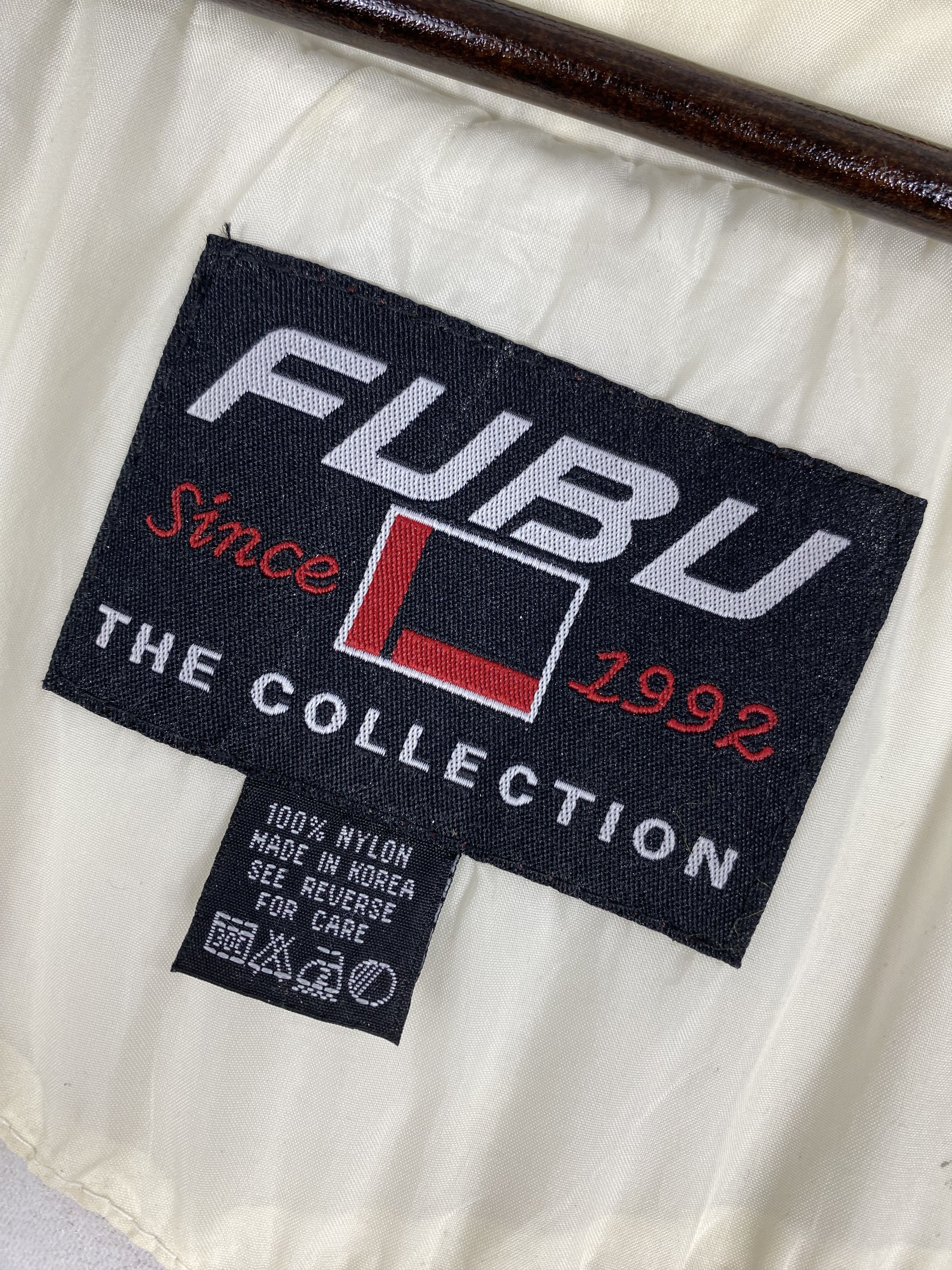 Fubu Vintage Fubu 90s Tape on Sleeve Windbreaker PJ2517 Size US XXL / EU 58 / 5 - 8 Thumbnail