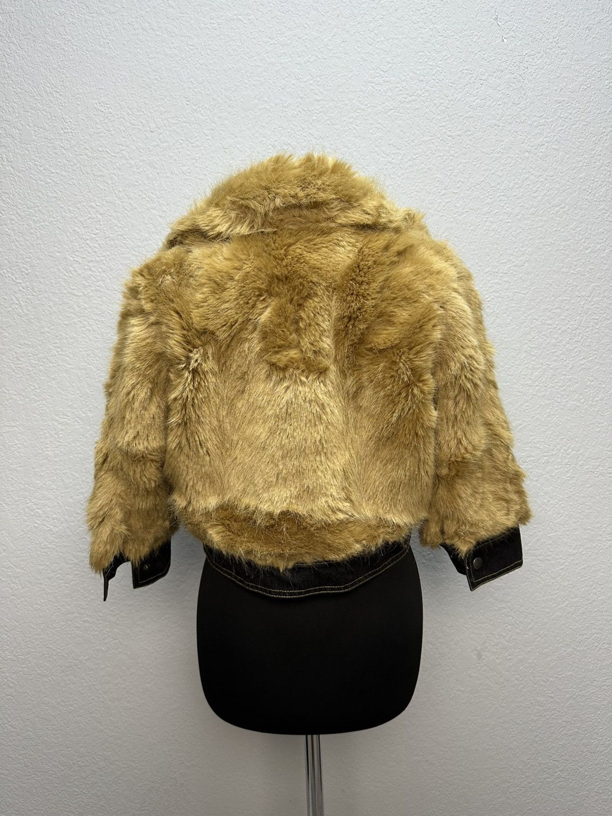 If Six Was Nine × Stella McCartney × Vintage Vintage Stella McCartney Fur Cropped Jacket Ifsixwasnine Size XS / US 0-2 / IT 36-38 - 6 Thumbnail