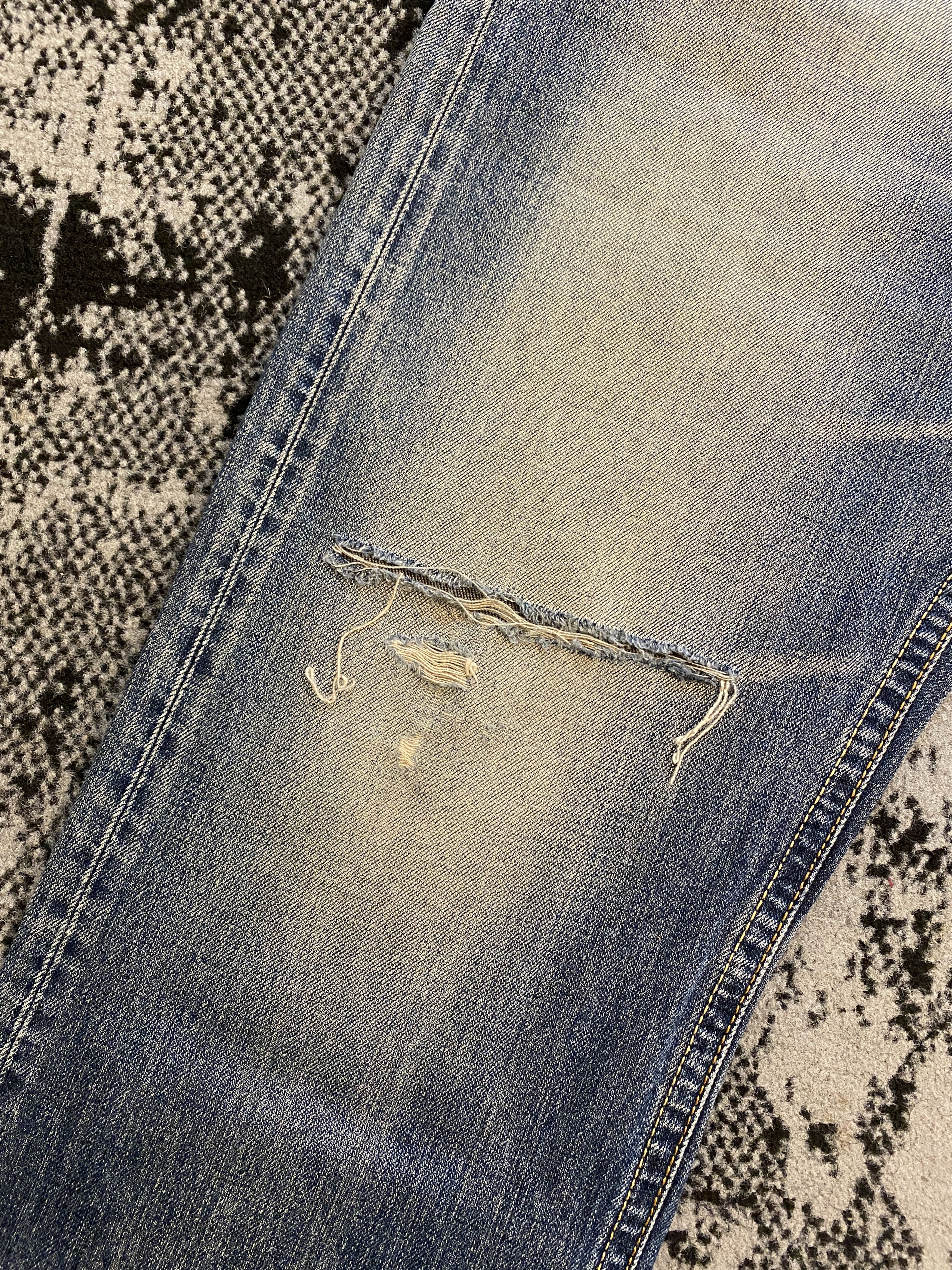 Edwin Edwin Denim Ripped Jeans Washed Blue Vintage Made in Japan Size US 33 - 6 Thumbnail