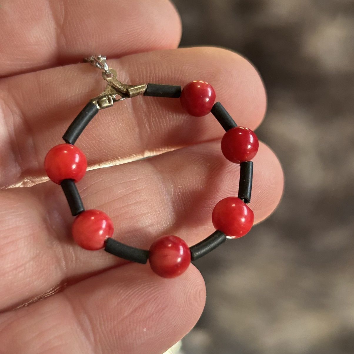 Handmade Handcrafted genuine stone red coral bead pendant necklace Size ONE SIZE - 5 Thumbnail