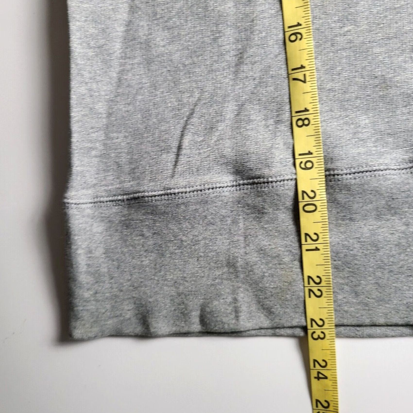 Vintage VINTAGE Chico’s Design Sport Sweatshirt Pullover Cotton Embroidered 90s Size 1 Women Gray Mens Womens Boys Girls Size XS / US 0-2 / IT 36-38 - 5 Thumbnail