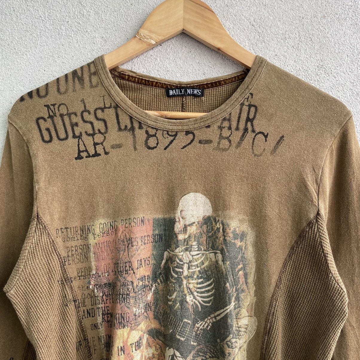 Japanese Brand Vintage Y2K Daily News Punk Style Tee Shirt Size US M / EU 48-50 / 2 - 4 Thumbnail