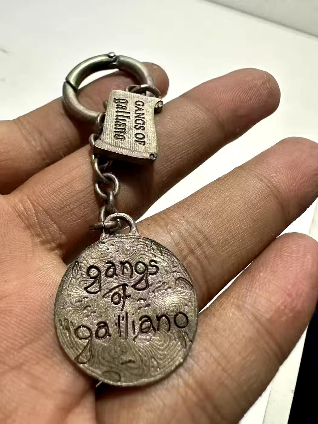 John Galliano Gangs Of Galliano Keychain / Keyring Size ONE SIZE - 2 Thumbnail