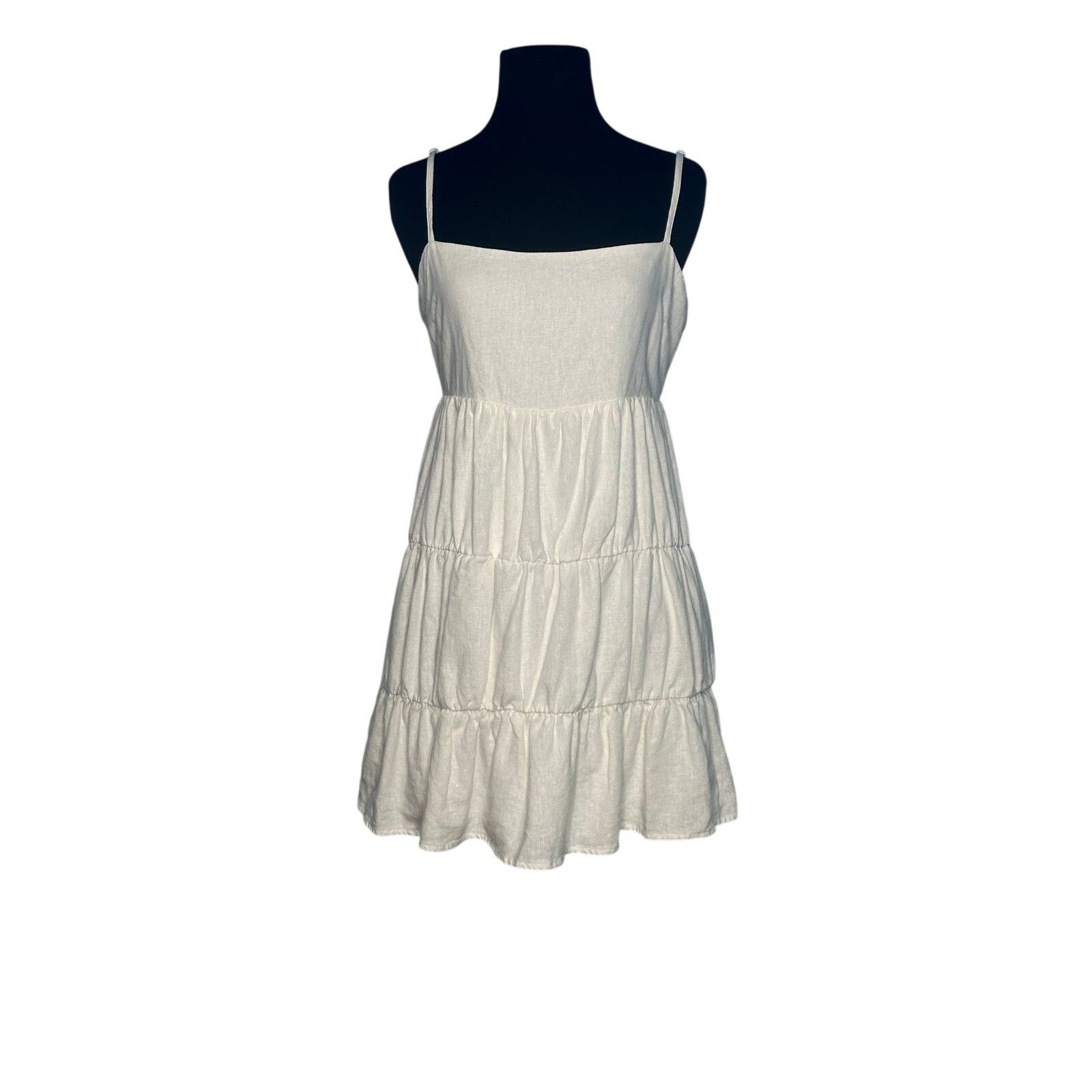 Forever 21 Forever 21 white tier sleeveless top size Large Size L / US 10 / IT 46 - 13 Thumbnail