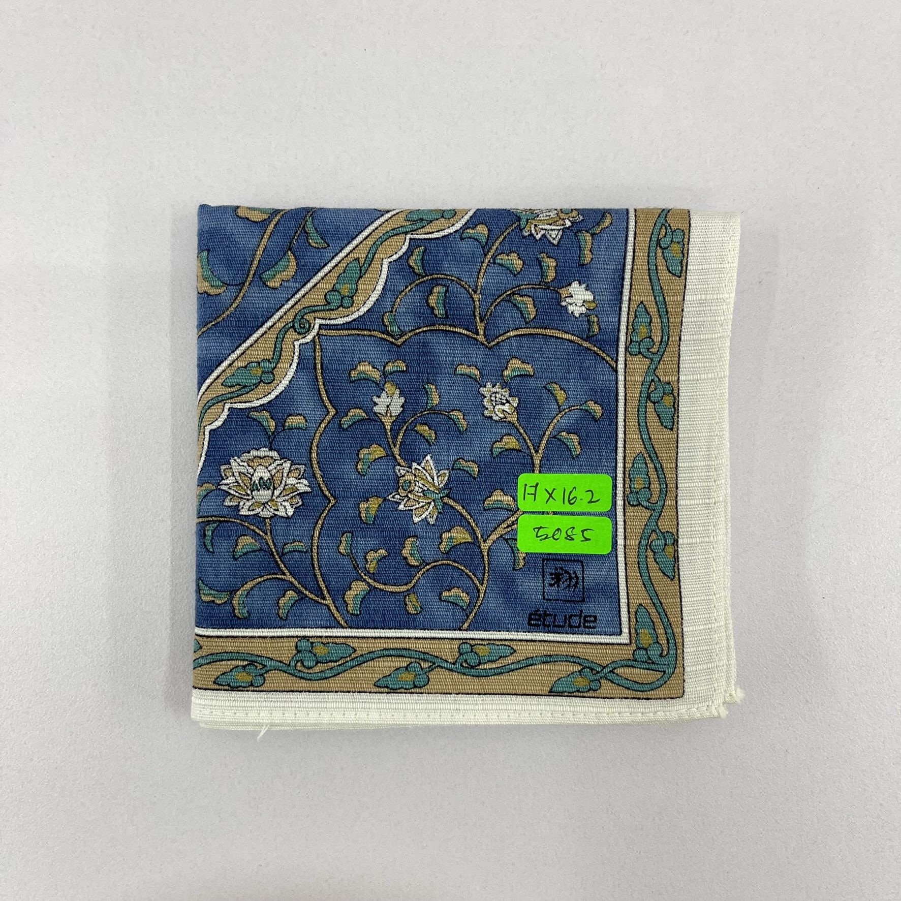 Japanese Brand × Vintage Japanese Furoshiki Handkerchief Wrapping Gift - 5085 Size ONE SIZE - 4 Thumbnail