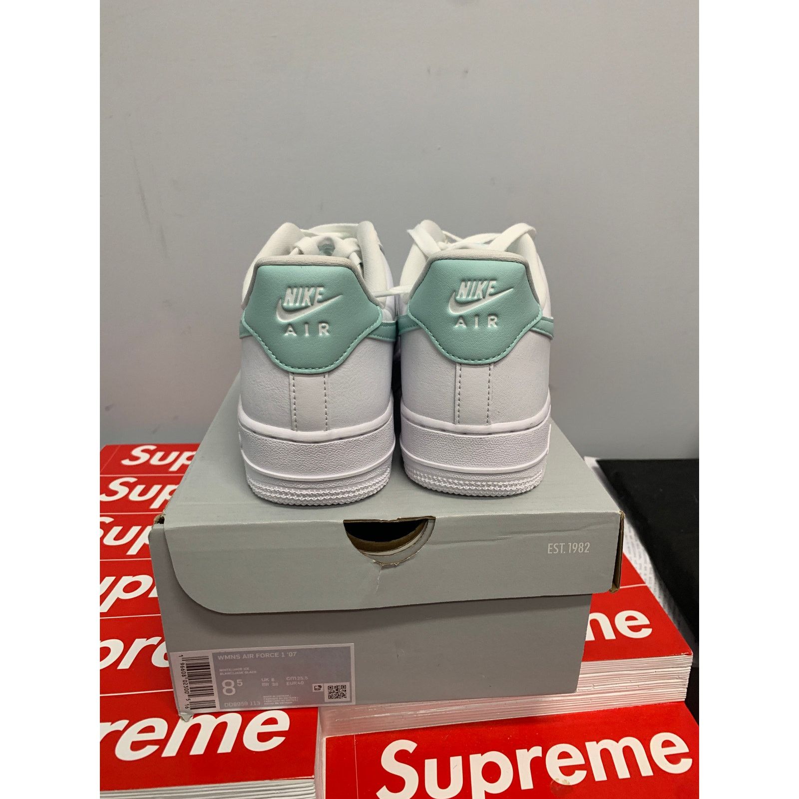 Nike Nike Air Force 1 Low Jade Ice Women's Size 8.5 NEW SHIPS NOW Size US 8.5 / IT 38.5 - 3 Thumbnail