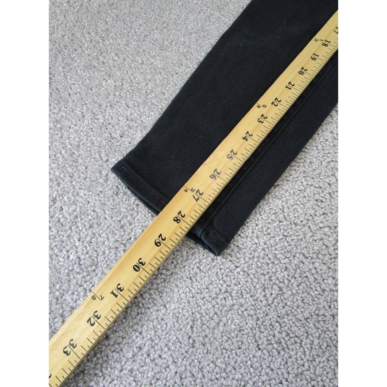Madewell Madewell Jeans Skinny Black Denim 25 Regular Rise 9" Zip Pockets Womens Modern 2010s Size 42" / US 20 - 5 Thumbnail