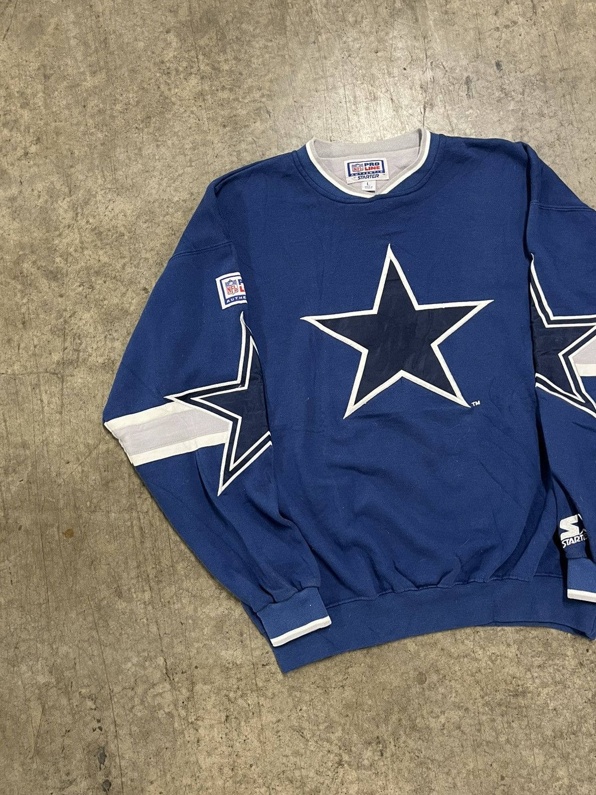 Vintage Vintage 90s Dallas cowboys starter sweatshirt rare NFL Size US L / EU 52-54 / 3 - 3 Thumbnail